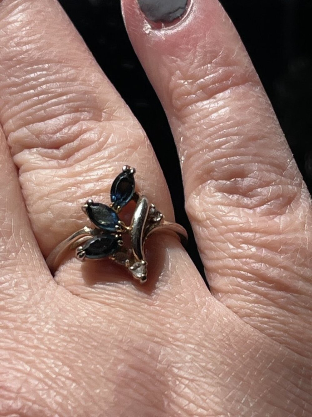 Unbranded Size 7 Floral Cocktail Ring with Blue Marquise Stones